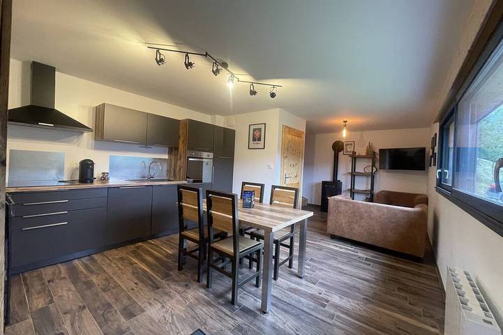 Chalet pour 4 personnes, avec jacuzzi, animaux acceptés dans les Vosges