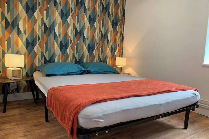 Location de vacances pour 9 personnes, avec piscine et jardin à Joué-du-Bois - 3