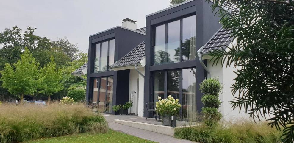 Ferienwohnung für 2 Personen, mit Terrasse und Garten sowie Ausblick in Emmerich