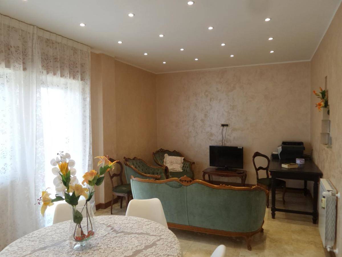 B&b aurora in Gravina di Catania, Catania e dintorni