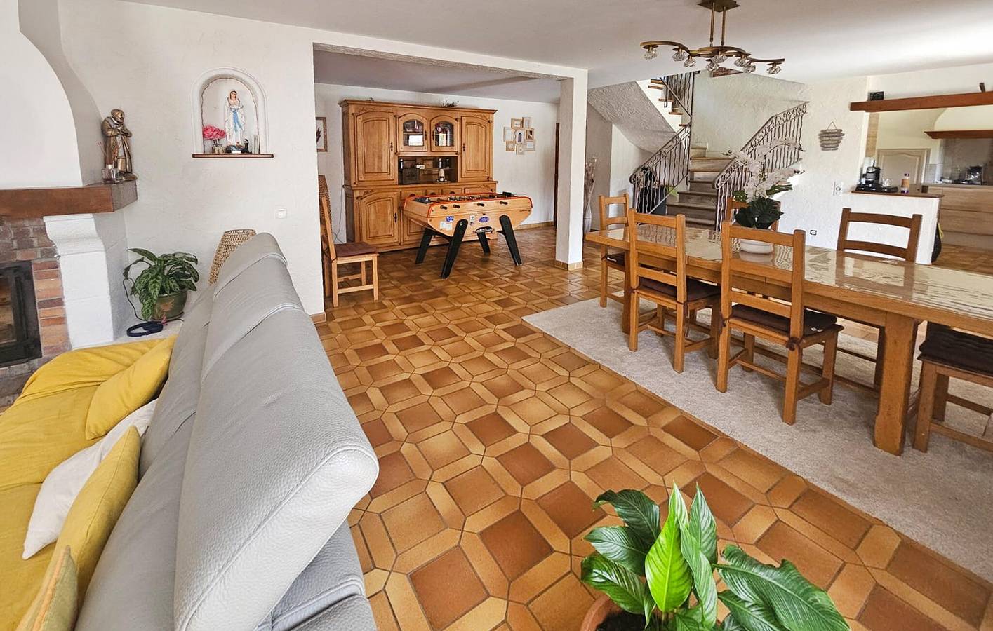 Charming Apartment with Pool & Terrace Near Cabris City Center in Peymeinade, Mediterranean Coast (France)