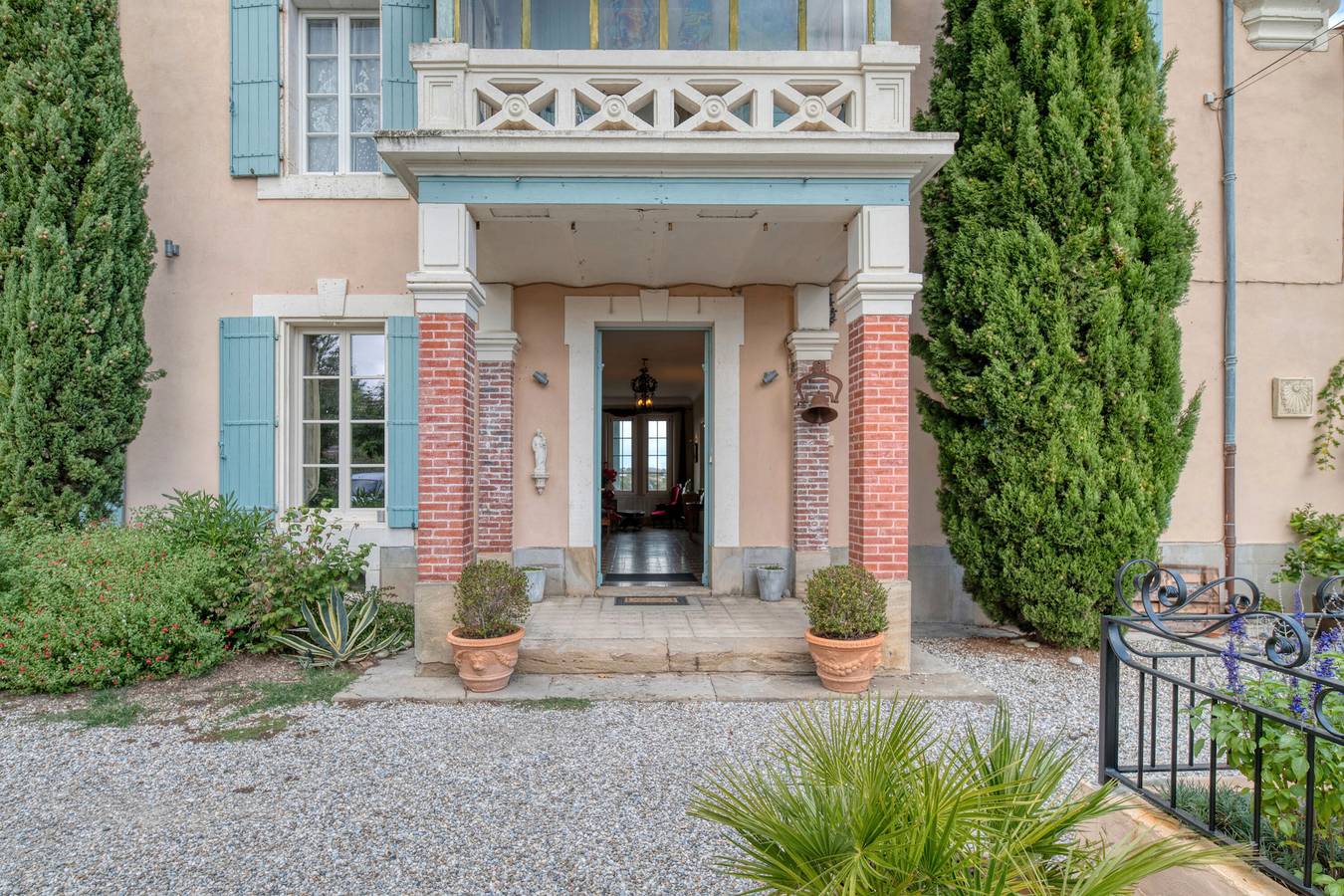 Ferienhaus 'Château' mit Bergblick, Balkon und Wlan in Souilhanels, Carcassonne und Umgebung