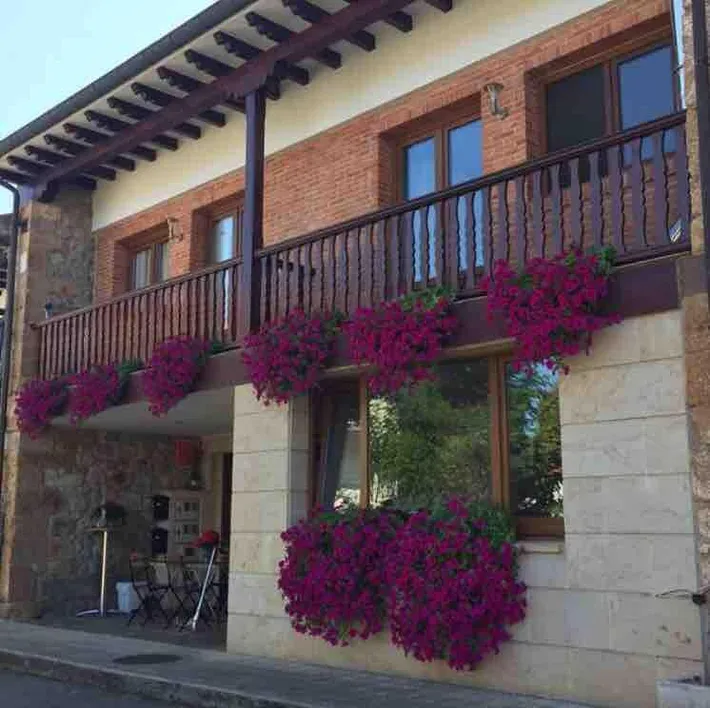 Ferienhaus für 8 Personen, mit Balkon - 1