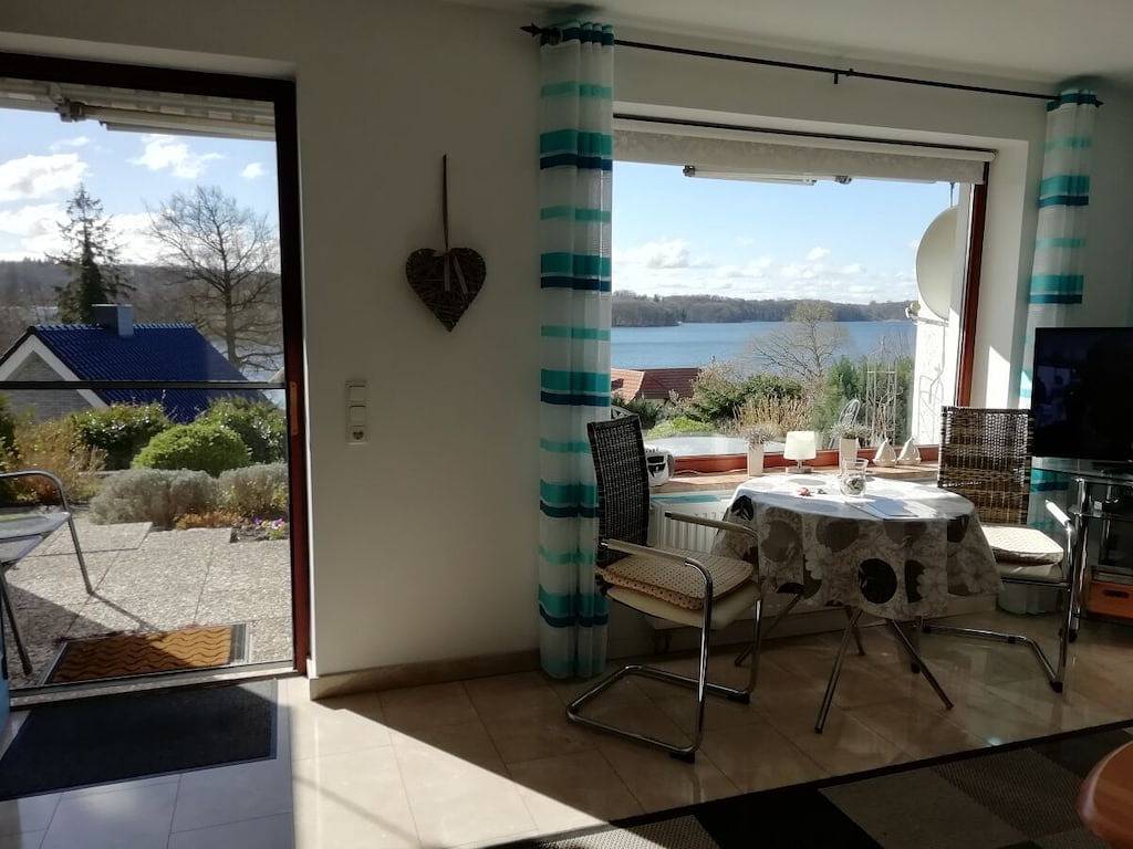 3 im Haus Sielbeck am Kellersee in Eutin, Ostholstein