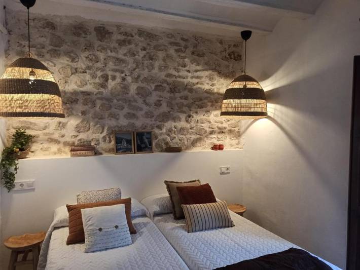 Casa rural para 14 personas, con Balcón y Terraza además de Jardín y Piscina en Vall de Gallinera - 3