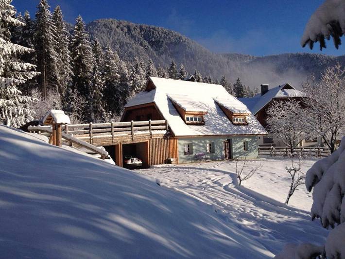 Casa vacanza per 4 persone, con Balcone e Terrazza nonché Giardino e Panorama a Tarvisio