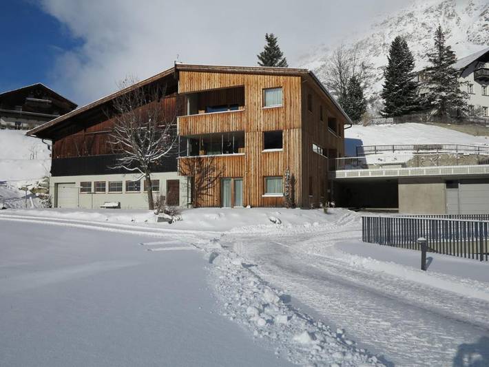 Ferienwohnung für 2 Personen, mit Terrasse und Garten sowie Ausblick in Galtür