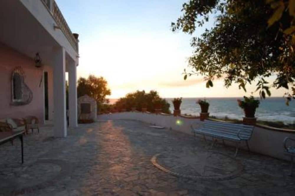 Apartamento entero, Apartamento Cielo en una antigua granja in Rodi, Gargano