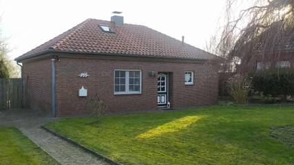 Ferienhaus für 5 Personen, mit Garten am Jadebusen