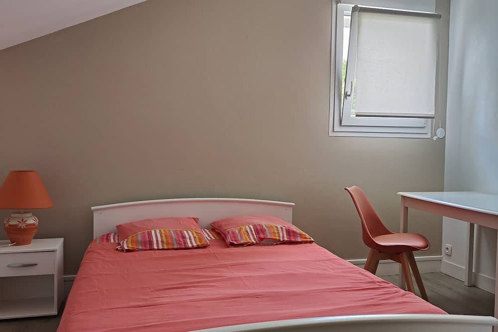 Chez l'habitant <br>A 15 Mn  Ouest De Caen in Val d'Arry, Région de Caen