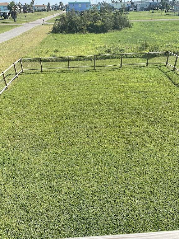 Beautiful Family Friendly House within walking distance to beach in Brazoria County