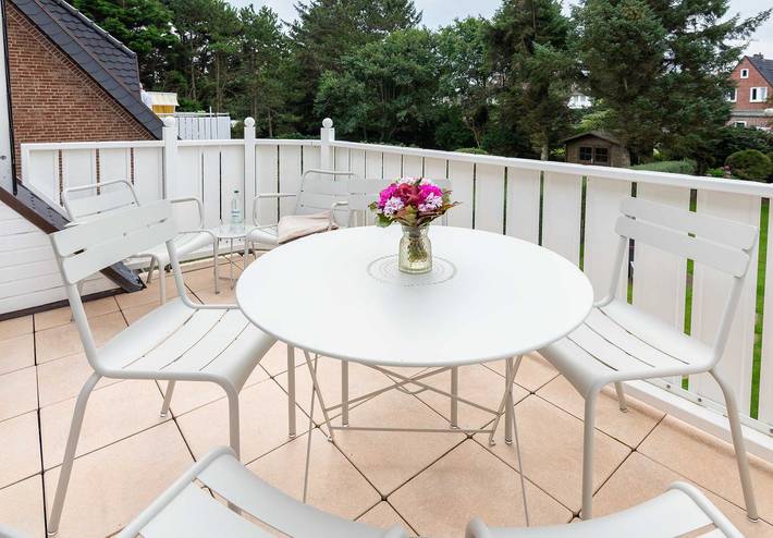 Ganze Wohnung, Ruhige 3-Zimmer Ferienwohnung mit ca. 54 m² Wohnfläche, für bis zu 3 Personen in Wenningstedt, Sylt
