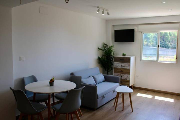 Casa rural para 3 personas, con vistas además de terraza y piscina, Se admiten mascotas en Caudiel