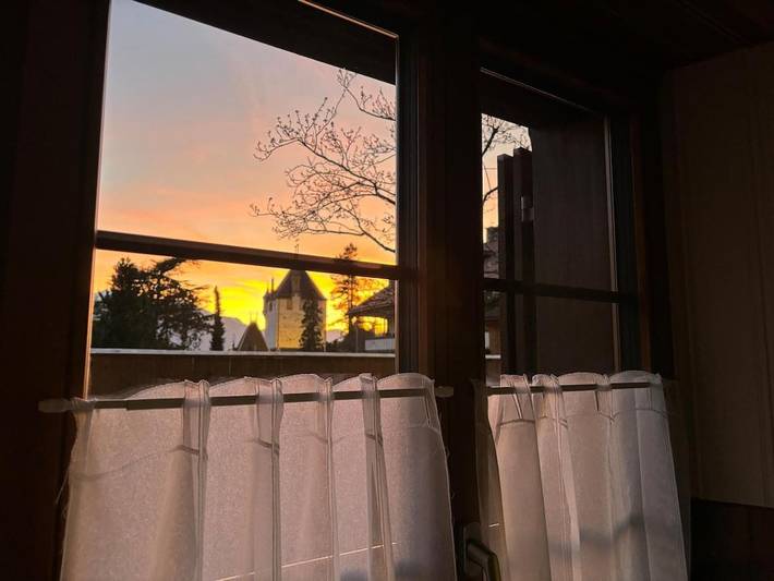 Ferienwohnung für 5 Personen, mit Terrasse und Garten sowie Ausblick in Oberhofen am Thunersee