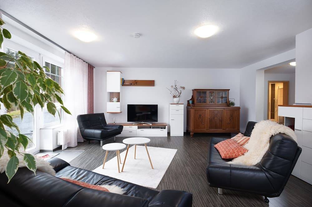 Ganze Wohnung, Naturnahe Ferienwohnung im schwäbischen Wald in Erlebnisregion Ostalb region