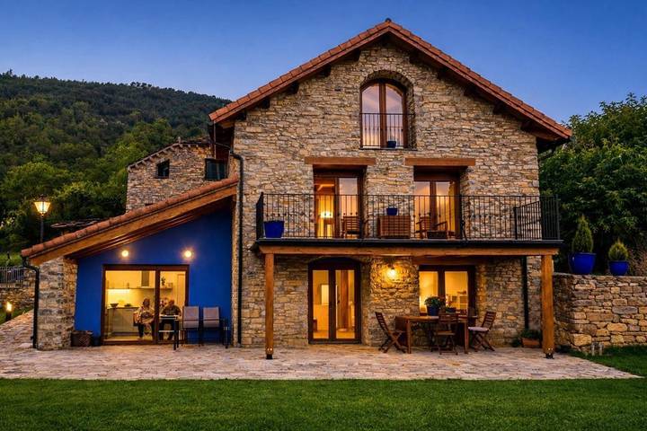 Casa rural para 6 personas, con jardín y vistas en Provincia de Huesca