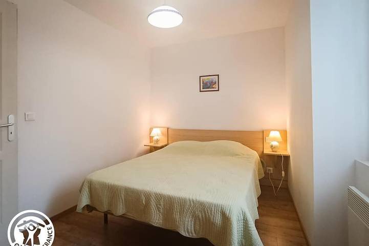 Location de vacances pour 4 personnes, avec jardin et piscine à Saint-Sozy - 2