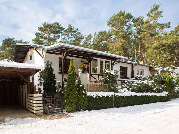 Ferienwohnung für 3 Personen, mit Terrasse und Garten