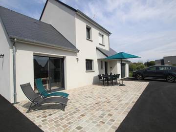 Gîte pour 6 personnes, avec jardin à Montmartin-sur-Mer