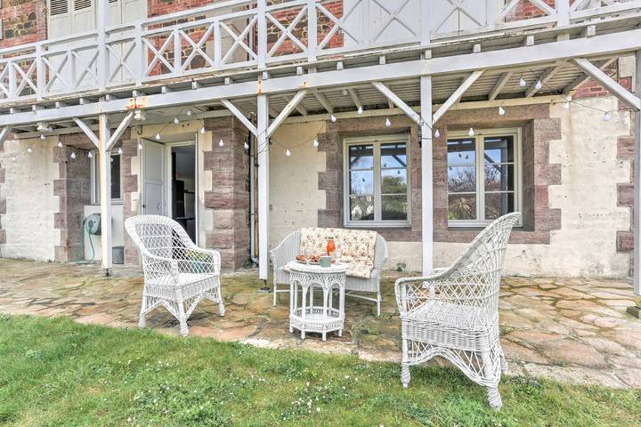 Appartement de vacances pour 4 personnes, avec jardin