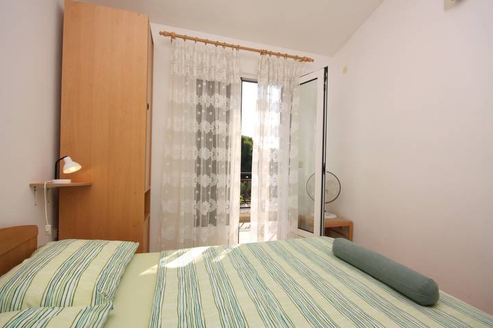 Apartament wakacyjny dla 2 osób, z balkon/ taras w Šolta