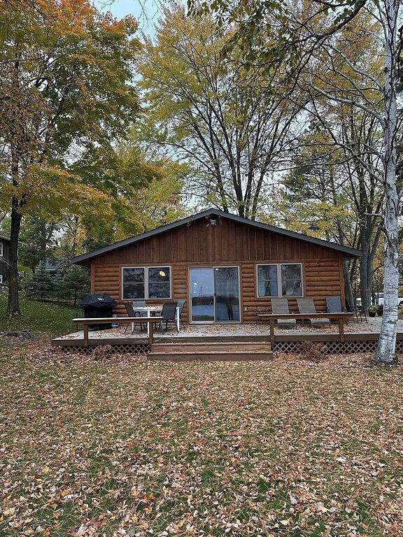 Premier Location on Crosslake - Hot Tub - Pontoon Rental - Waterslide - Games in Crosslake, Crow Wing County