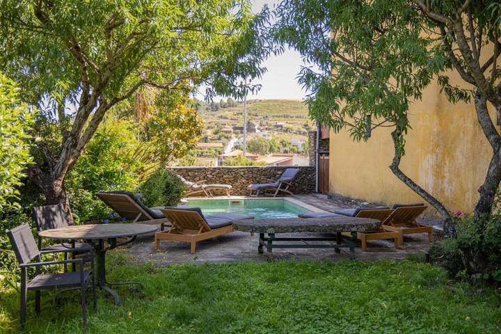 Maison d’hôte pour 2 personnes, avec Terrasse ainsi que Jardin et Piscine dans Vilar de Maçada