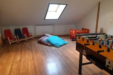 Gîte pour 16 Personnes dans Houffalize, Province de Luxembourg, Photo 2