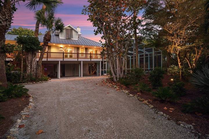 Ferienhaus für 8 Personen, mit Pool und Whirlpool sowie Terrasse auf Sanibel Island