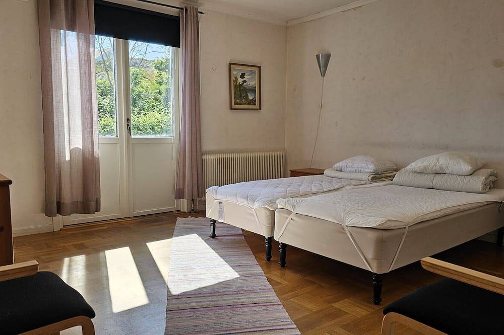 Ganze Wohnung, Funktionale Ferienwohnung auf zwei Etagen in Skärhamn | in Toftenäs, Norra Västkusten