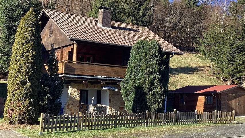 Ferienwohnung für 4 Personen, mit Balkon und Garten - 1