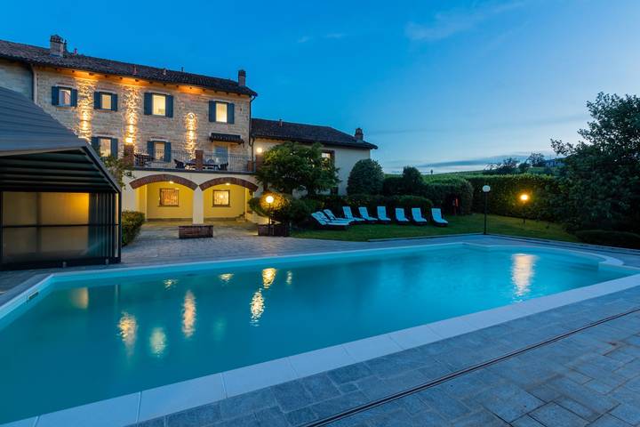 Casa vacanza per 12 persone, con Giardino a Vignale Monferrato
