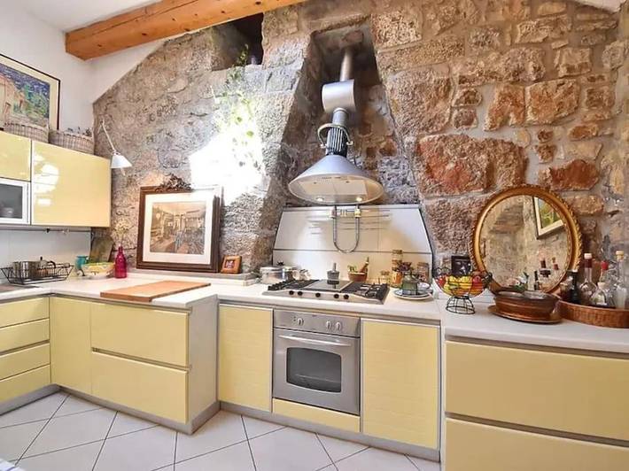 Villa für 4 Personen, mit Garten und Ausblick sowie Terrasse, mit Haustier in Grad Opatija