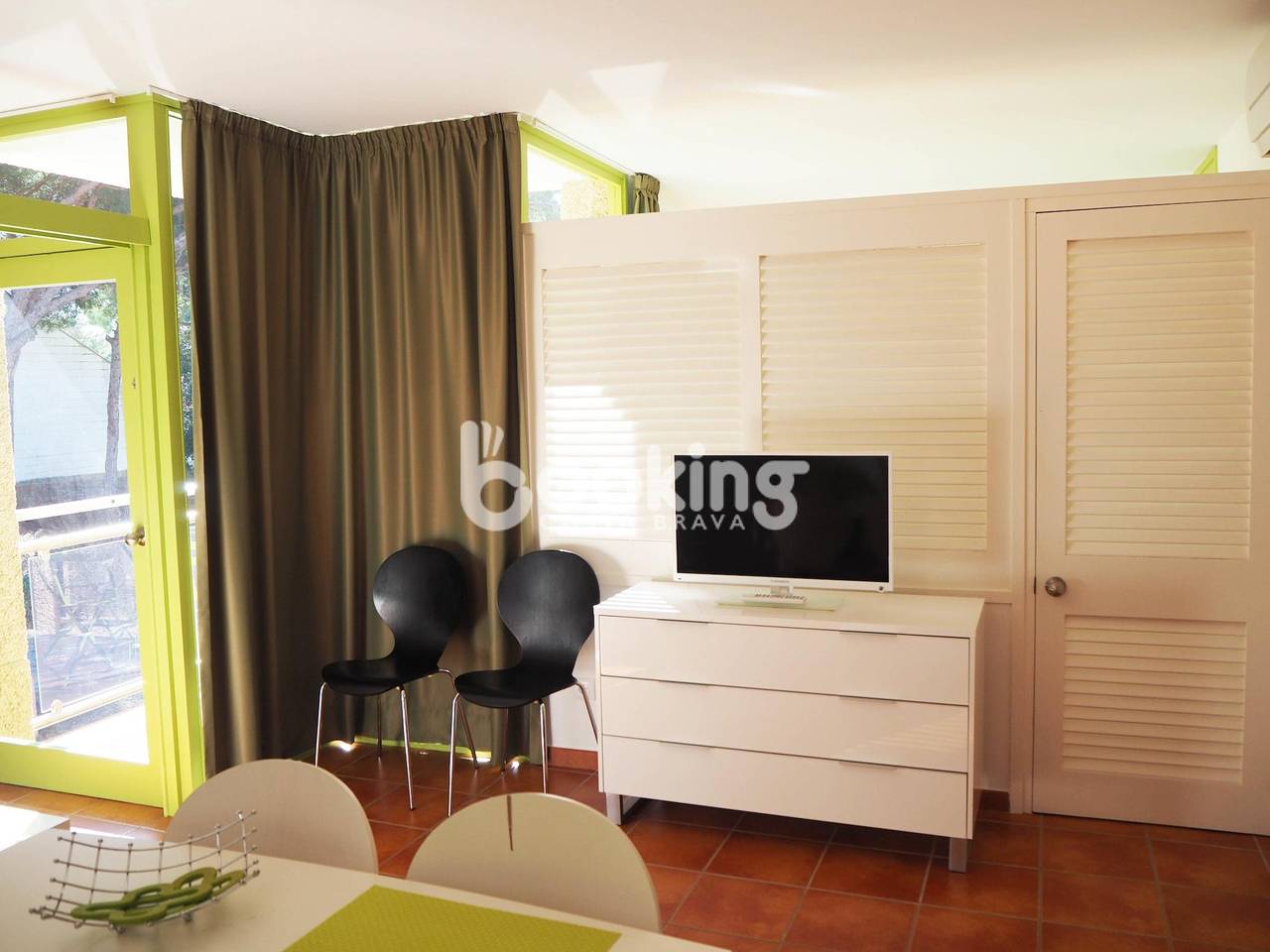 Apartamento vacacional entero, Apartamento minimalista con A/A y piscina comunitaria in Platja d'Aro, Costa Brava