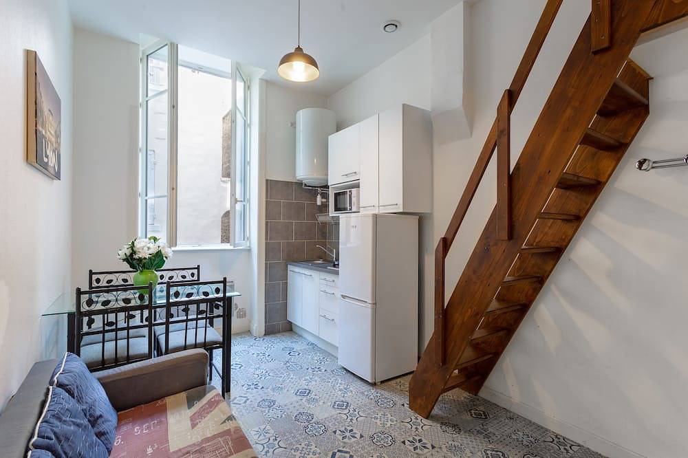Apartamento entero, Two-room studio near Part Dieu in Lyon, Ródano