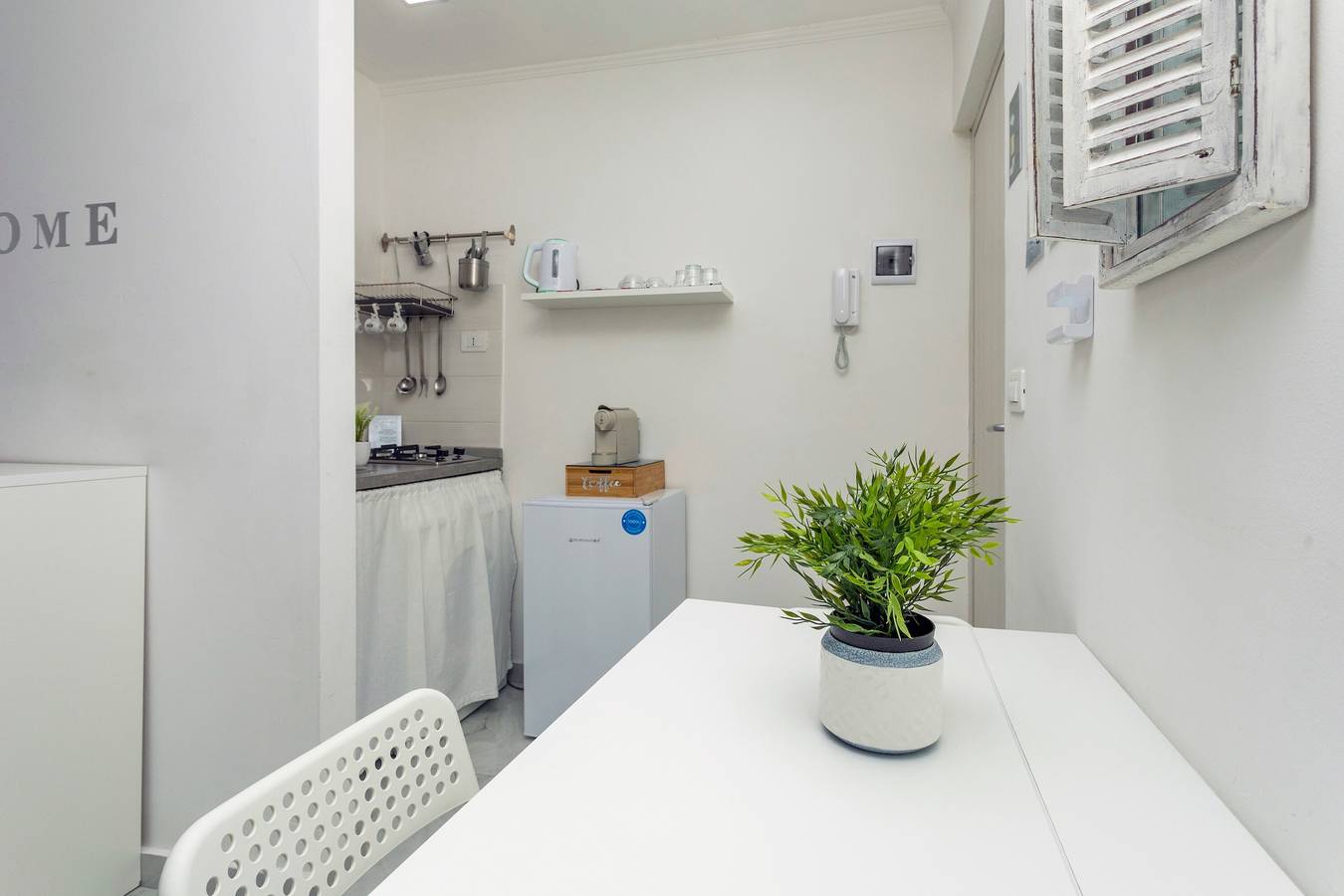 Apartamento entero, Apartamento 'Sicilia Home - Deluxe' con balcón, Wi-Fi y aire acondicionado in Catania, Provincia de Catania
