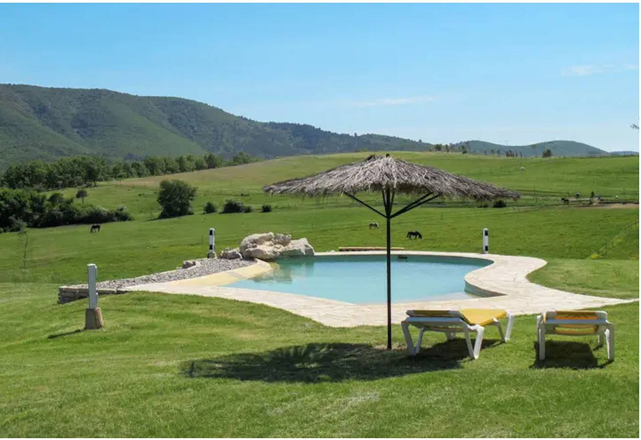 Charming Villa in Saint-Maime with Private Pool in Saint-Maime, Parc naturel régional du Luberon