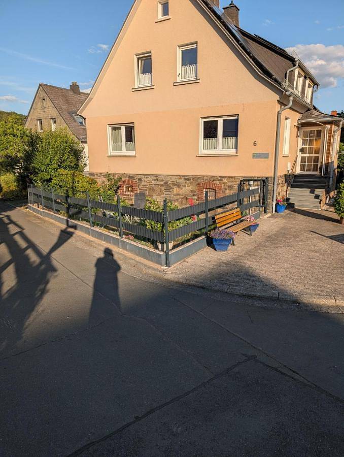 Ferienwohnung für 4 Personen, mit Whirlpool und Terrasse sowie Sauna und Ausblick