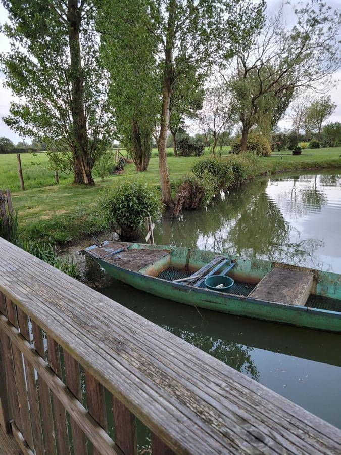 Gîte pour 2 personnes, avec jardin ainsi que terrasse et jacuzzi, animaux acceptés dans La Pouëze - 2