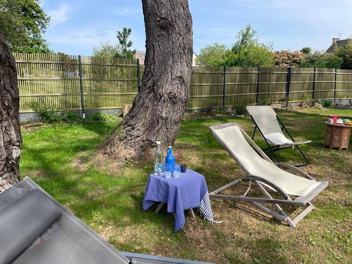 Ty Glazu Doelan espace 60m2, Port& criques à pied, 2 chambres privées au 1er étage, Sdb, Wc séparé in Clohars-Carnoët, Côte de Cornouaille
