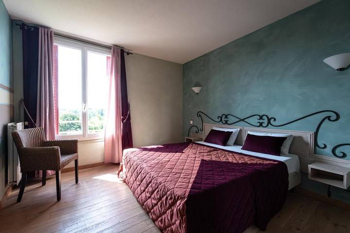Location de vacances pour 2 personnes, avec terrasse et vue à Calvinet - 4