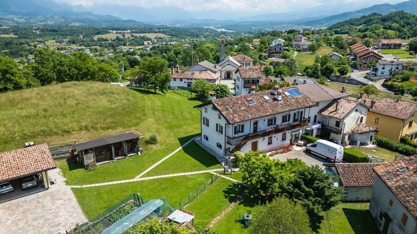 Location de vacances pour 4 personnes, avec jardin et vue à Feltre - 3