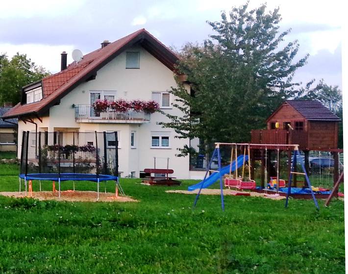 Ganze Ferienwohnung, Weingut Leopold Schätzle - Fewo 1 in Endingen am Kaiserstuhl, Endingen