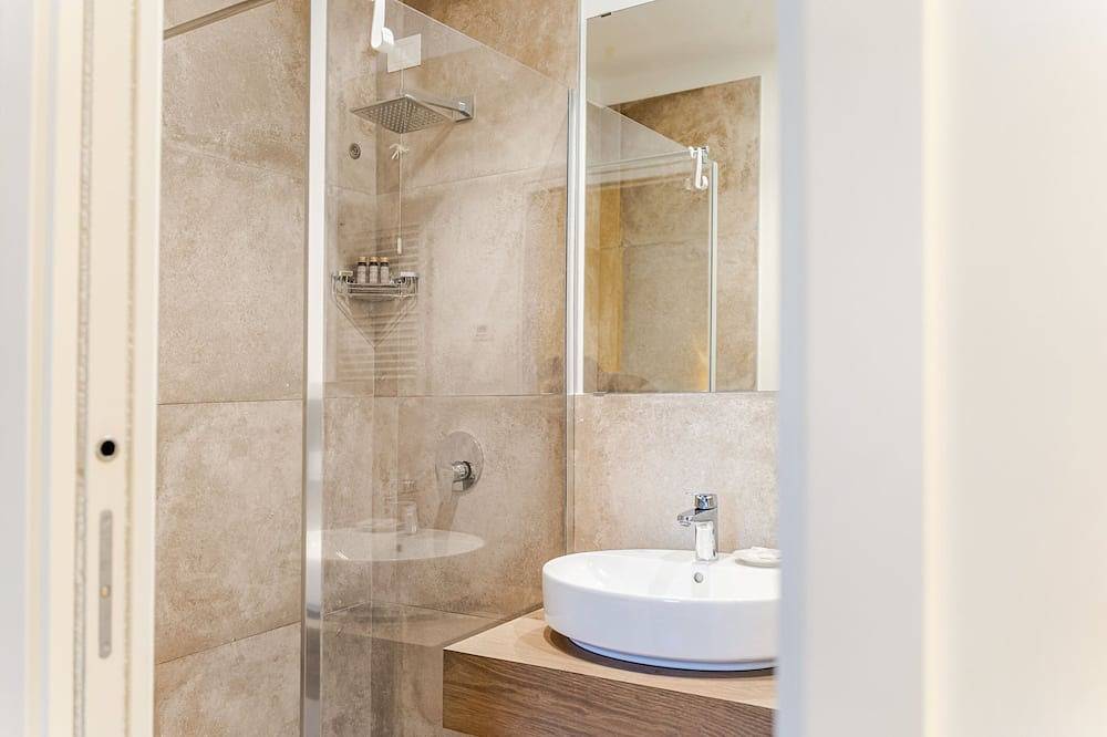 Suite-Premier-Baño privado con ducha-Vista al patio in Vicenza, Provincia de Vicenza