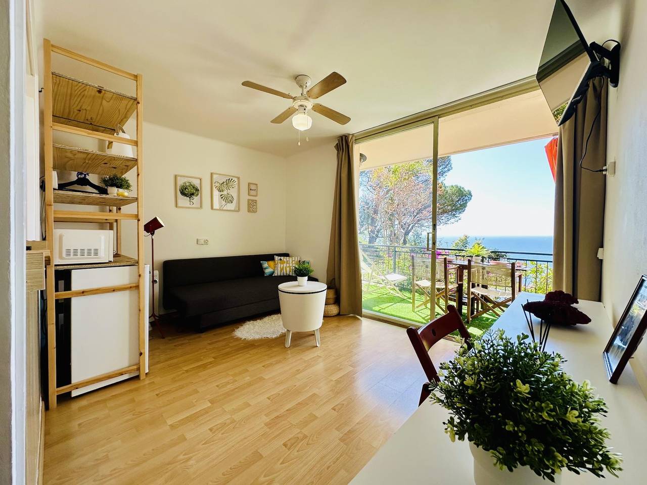 Gehele studio, Studio voor 2 personen met balkon/terras in Platja dels Canyerets (Sant Feliu de Guíxols), Santa Cristina d'Aro
