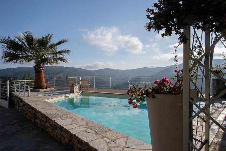 Villa pour 4 personnes, avec jacuzzi dans Ligurie - 2