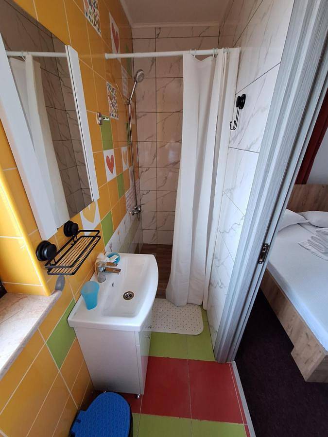 Maison d’hôte pour 5 personnes, avec Balcon ainsi que Terrasse et Jardin dans Constanța - 3