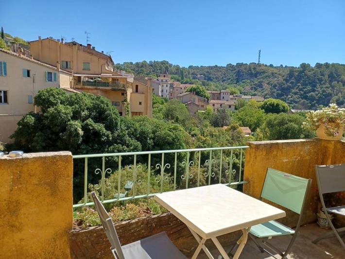 Hôtel pour 2 personnes, animaux acceptés à Barjols - 2