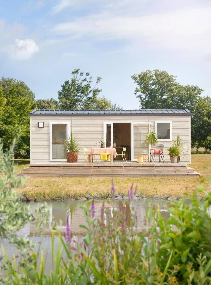 Mobil home pour 6 personnes, avec terrasse ainsi que bassin pour enfant et piscine à Carennac - 3