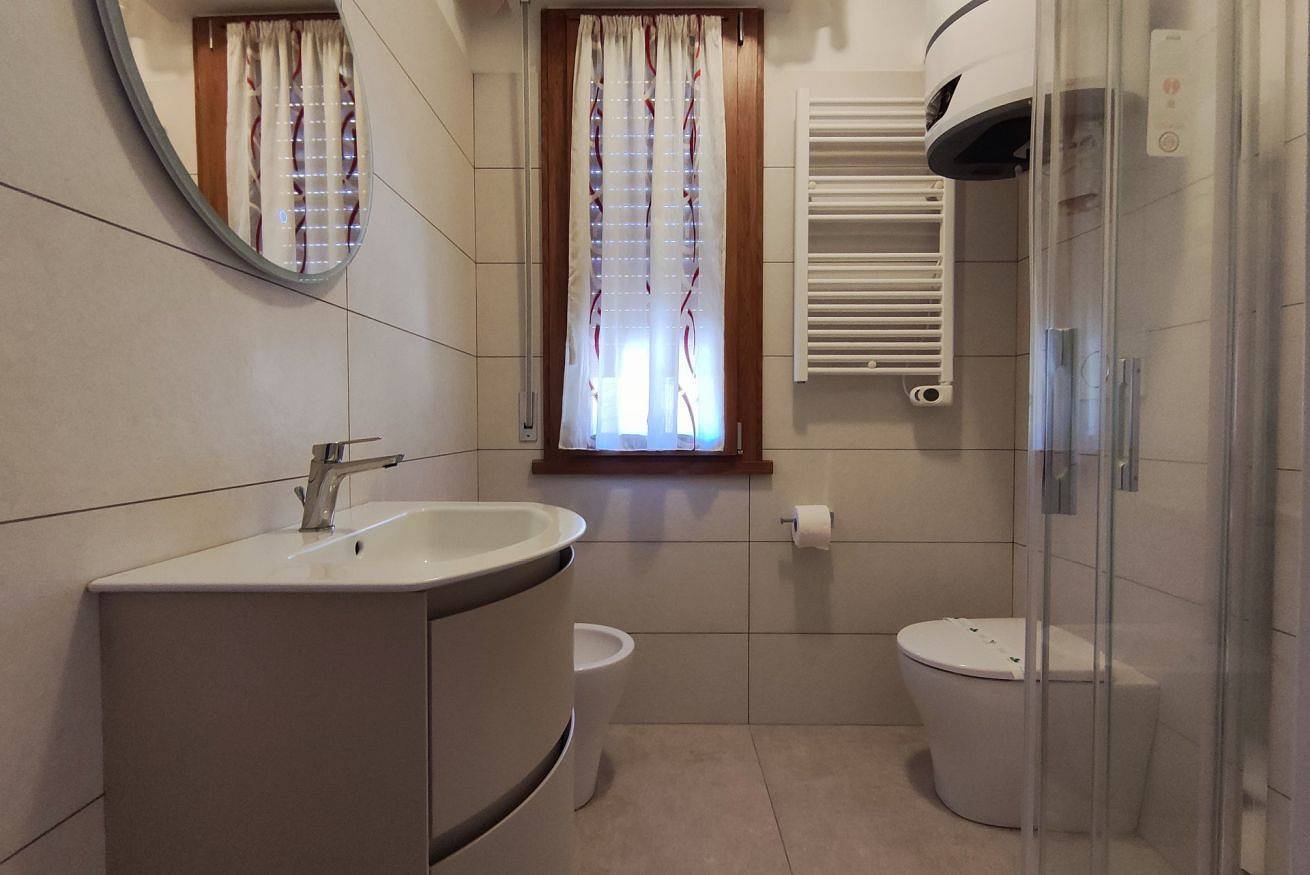 Entire apartment, [Apartment] Parking, Wifi, Outdoor Space, and Sea in Marcelli, Riviera del Conero